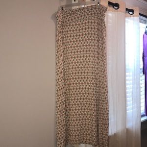 Size large maxi skirt